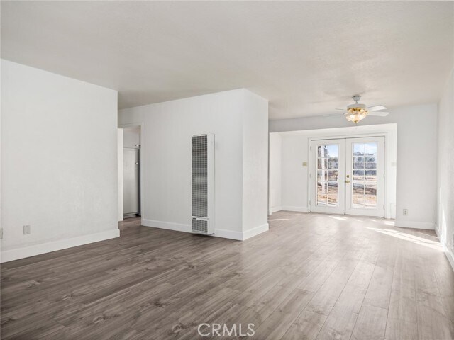 Building Photo - 5302 W Ave L-2