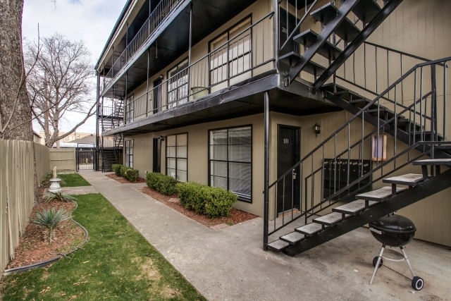 Primary Photo - Reagan Terrace Apartments