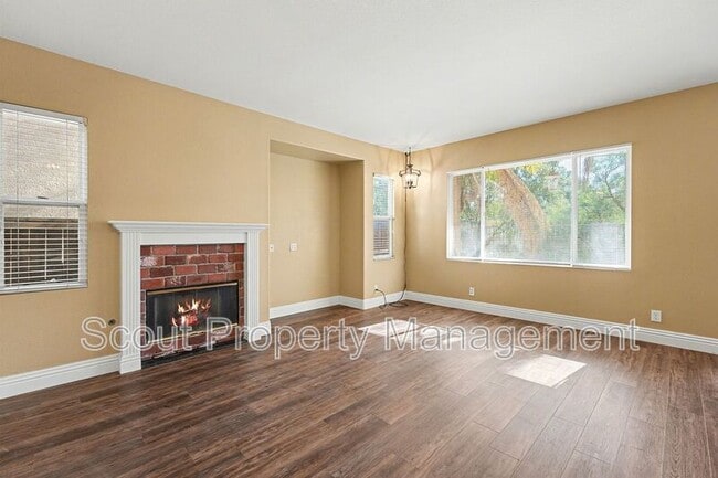 Building Photo - 30783 Medinah Way