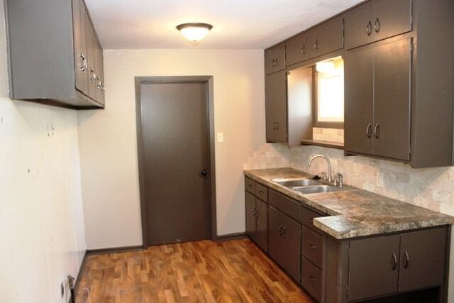 Building Photo - 1251 N Woodlawn Blvd