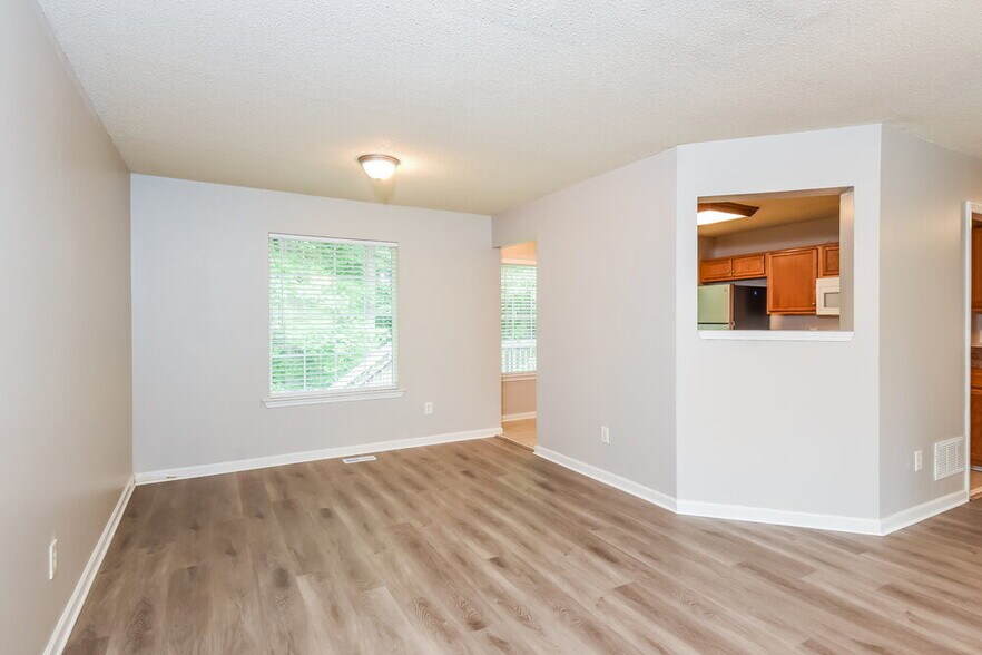 Building Photo - 221 Martins COurt
