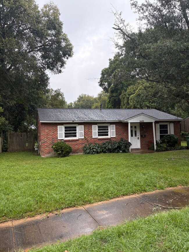 Primary Photo - 3430 Flintstone Ct