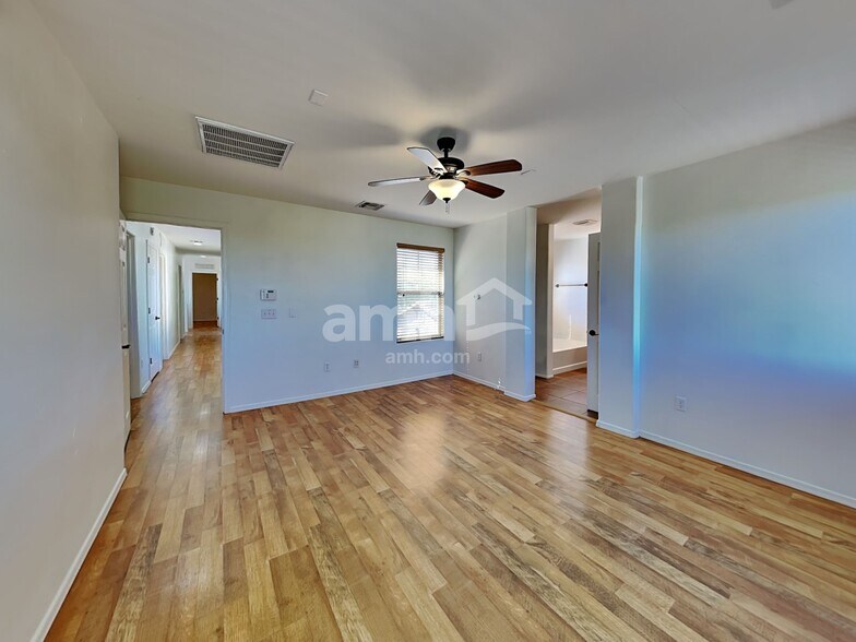 Building Photo - 46 W Camino Espiga