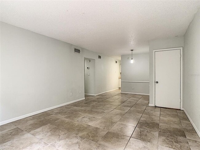 Building Photo - 1506 E Jefferson St