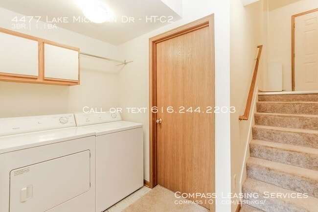 Building Photo - 4477 Lake Michigan Dr