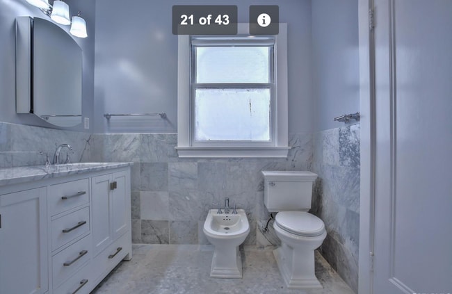 Building Photo - 2025 Jackson St