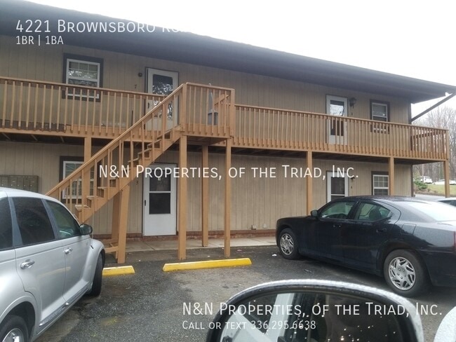 Building Photo - 4221 Brownsboro Rd