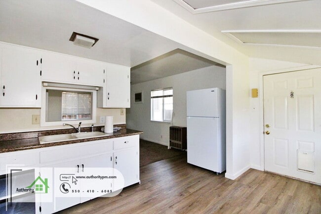 Building Photo - 19087 Leaf Ln