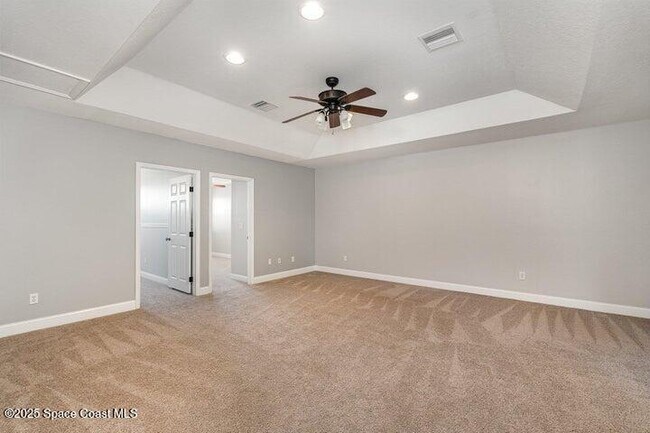 Building Photo - 525 Siena Ct