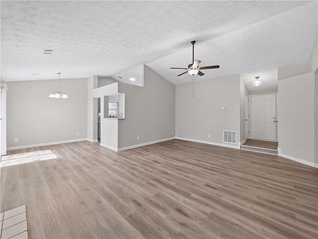 Building Photo - 3355 Tia Trace NW