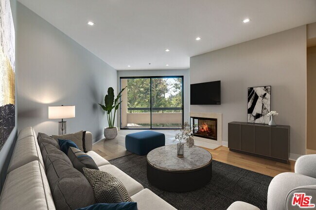 Primary Photo - 2112 Century Park Ln