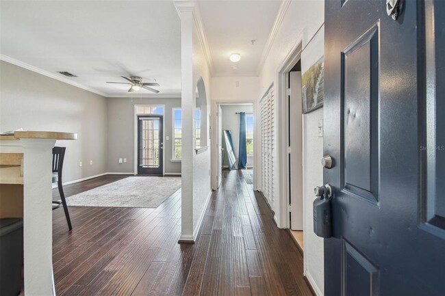 Building Photo - 5000 Culbreath Key Way