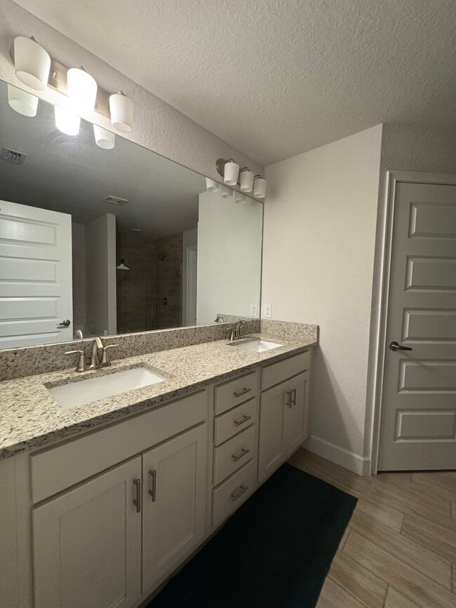 Building Photo - 83 Tucuman St