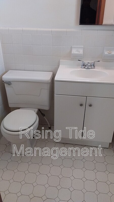 Building Photo - 1601 2nd St NW