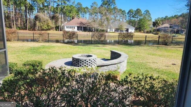 Building Photo - 143 Millers Branch Dr
