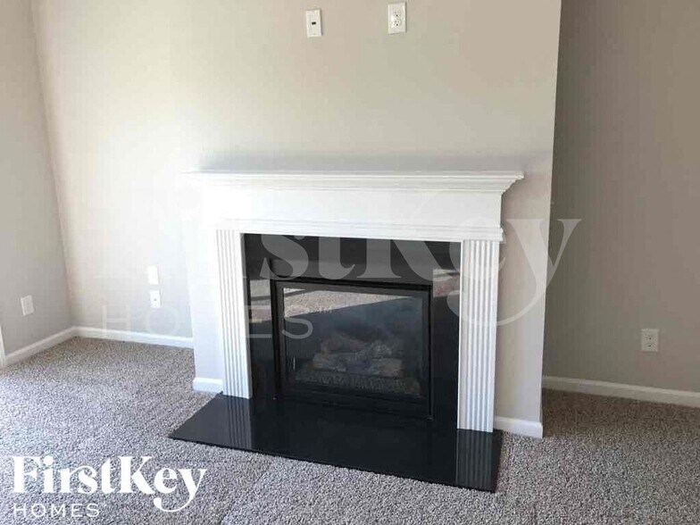 Building Photo - 15003 Cavanshire Trail