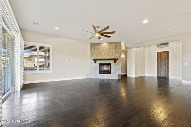 Building Photo - 1476 Sierry Peaks Dr
