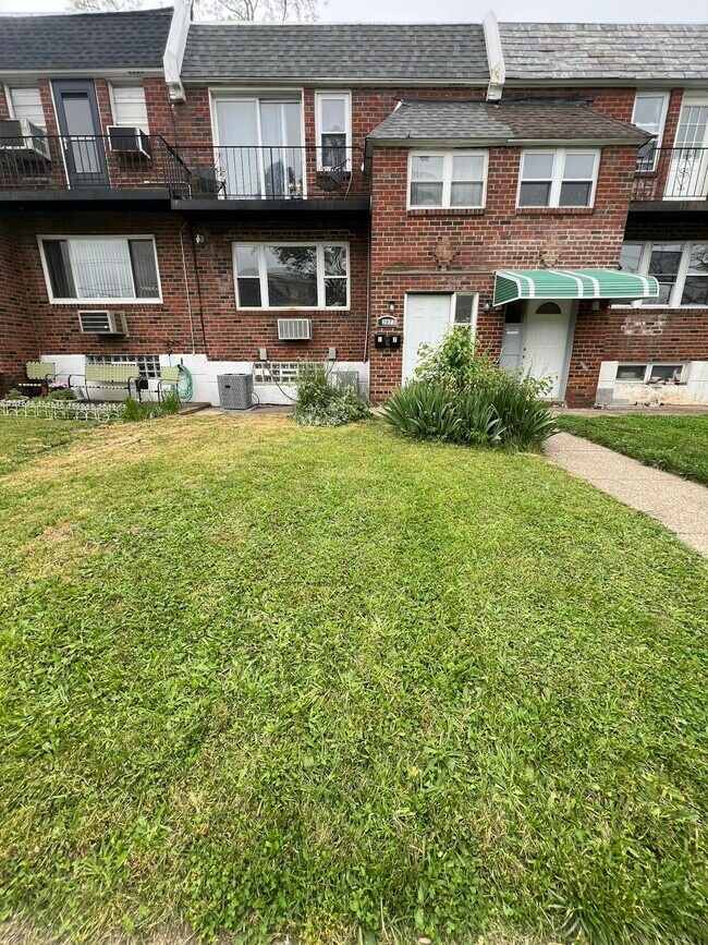 Building Photo - 3973 Lankenau Ave