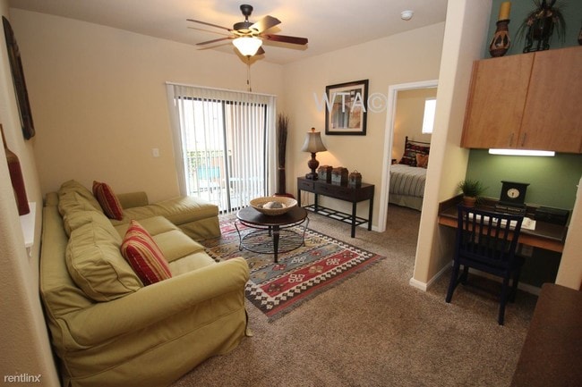 Building Photo - 2914 Olmos Creek Dr