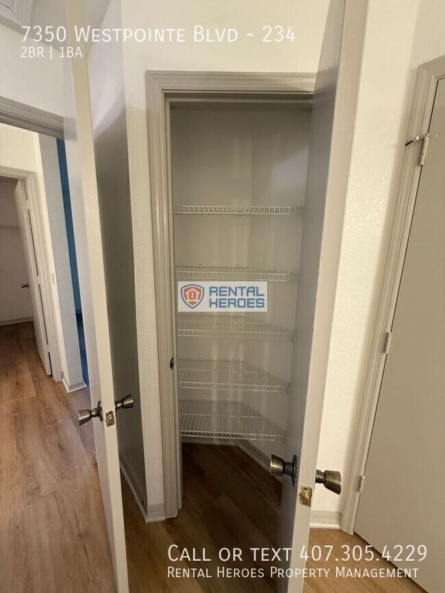 Building Photo - 7350 Westpointe Blvd