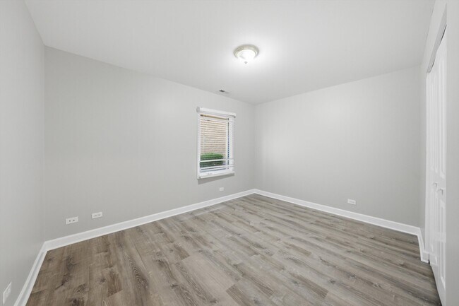 Building Photo - 3423 Ridgeland-102