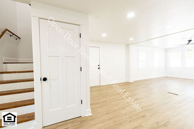 Building Photo - 15012 Tally Ho Dr