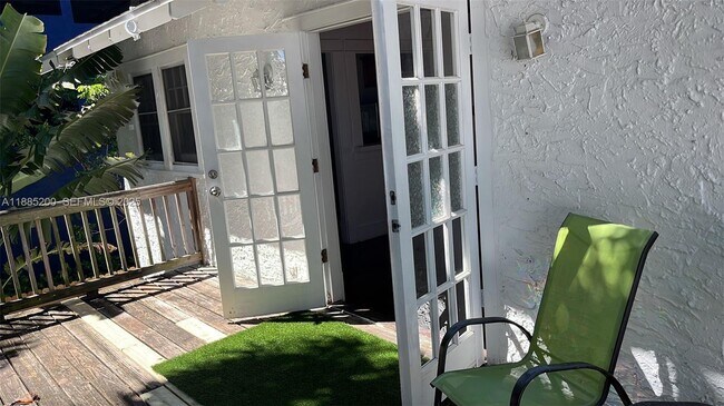 Building Photo - 315 Eucalyptus St