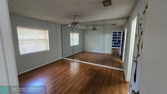 Building Photo - 11188 Royal Palm Blvd