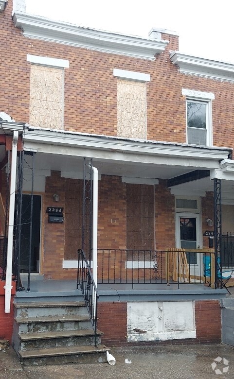 Building Photo - 2246 Sidney Ave