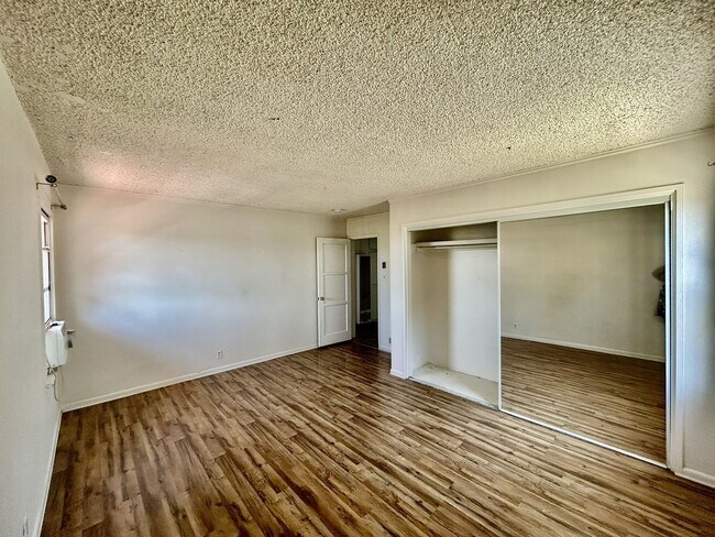 Building Photo - Charming 3 Bed 1 Bath For Rent *$400.00 Of...