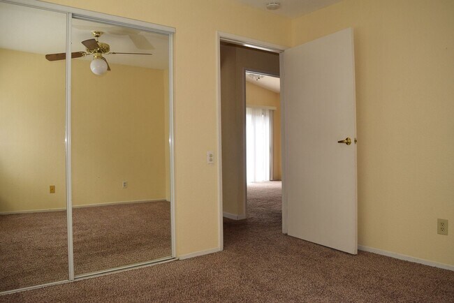 Building Photo - 1317 Rice Ln