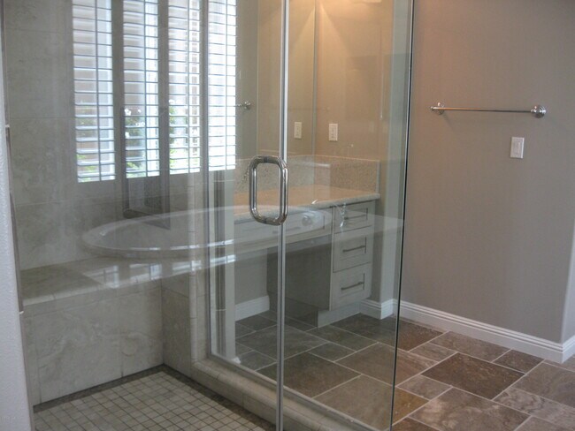 Building Photo - 7291 Range Vw Cir