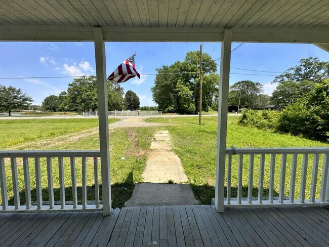 Building Photo - 8643 US-270