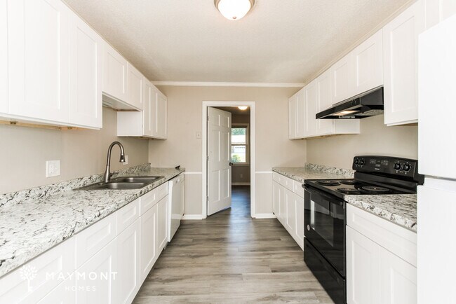 Building Photo - 213 Guild Hall Dr