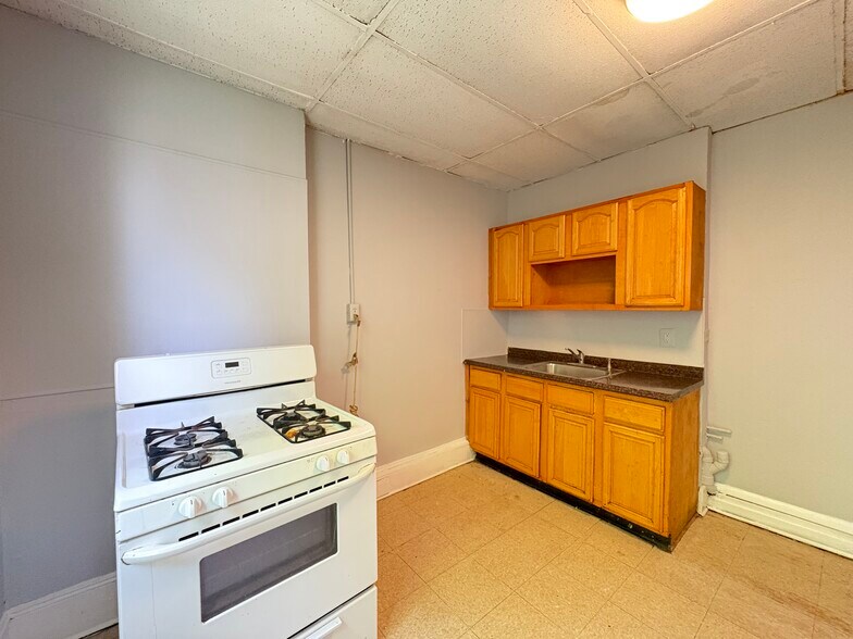 Unit 2 - 70 Martin Luther King Jr Dr