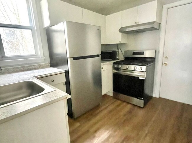 Building Photo - 48 Pardee Pl