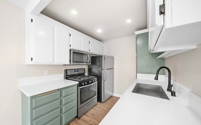 Kitchen - 20415 S Vermont Ave