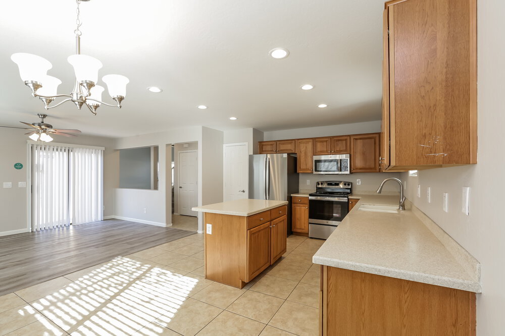 Building Photo - 3733 W Dunbar Dr