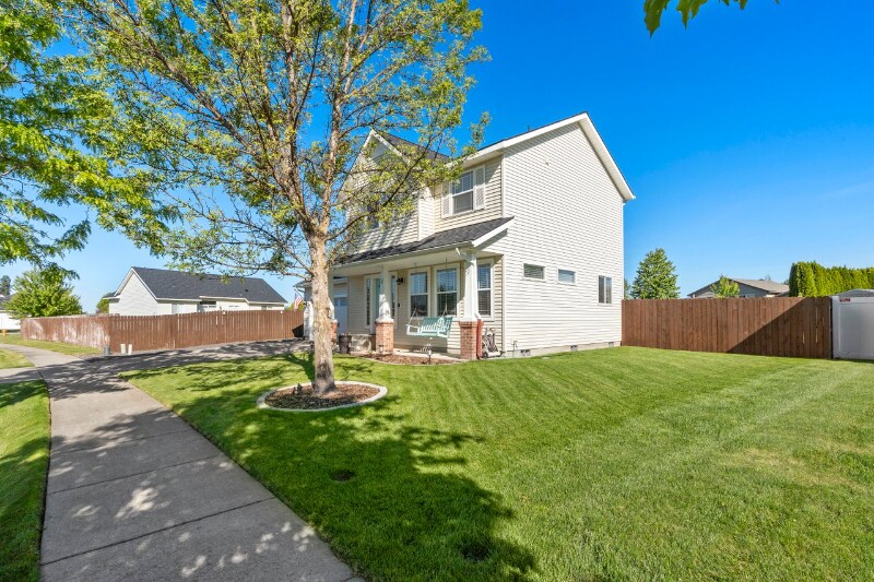 Building Photo - 2687 W Apperson Dr