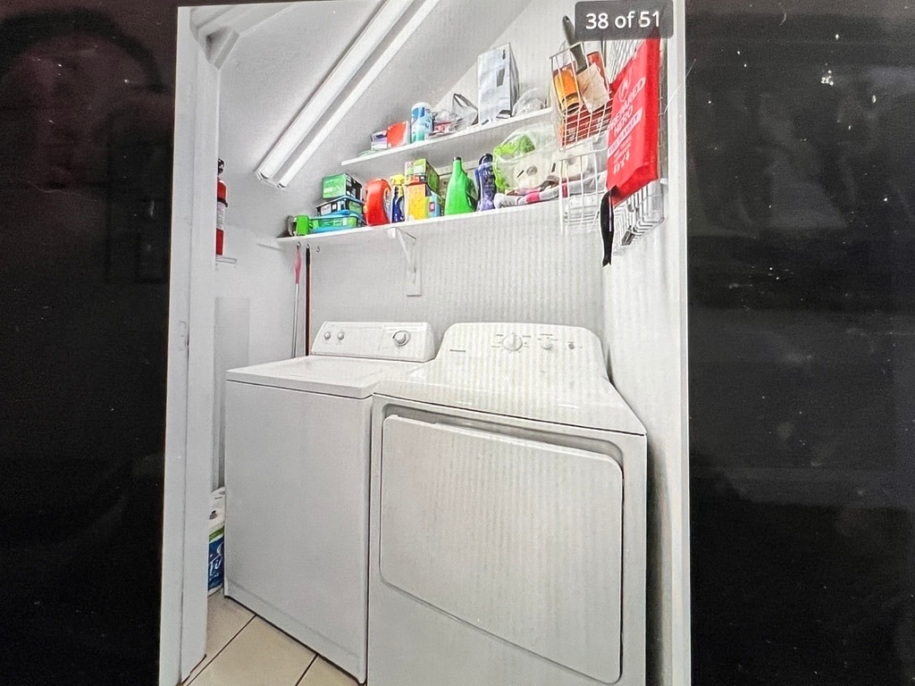 Full size laundry - 2012 S 8th St