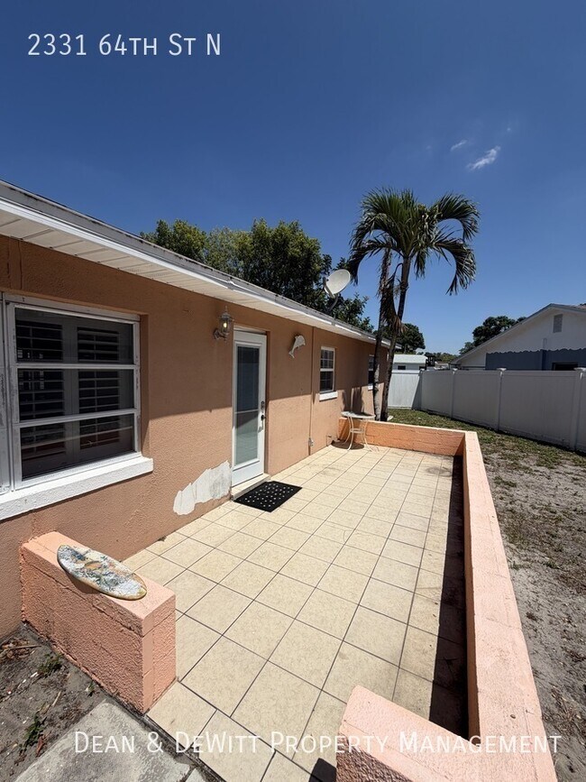 Building Photo - 2 Bed/1 Bath