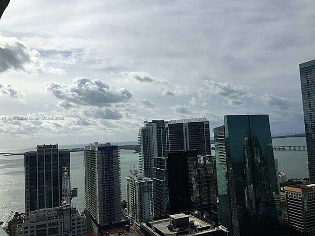 Building Photo - 1100 S Miami Ave