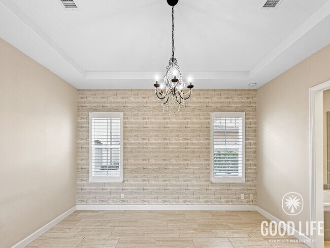 Building Photo - Stunning 3Bd/3.5Ba Home in Irvine w/Large Patio, Modern Design and 2 Master Suites!