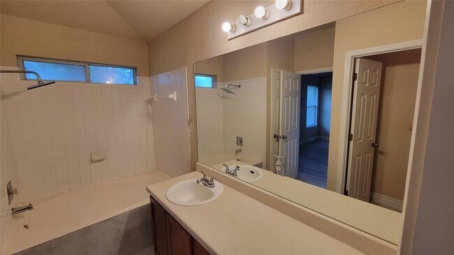 Building Photo - 339 Marquitos Dr