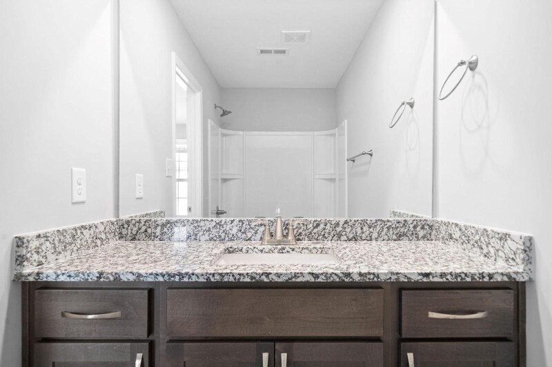 Building Photo - 638 Stowe Ct