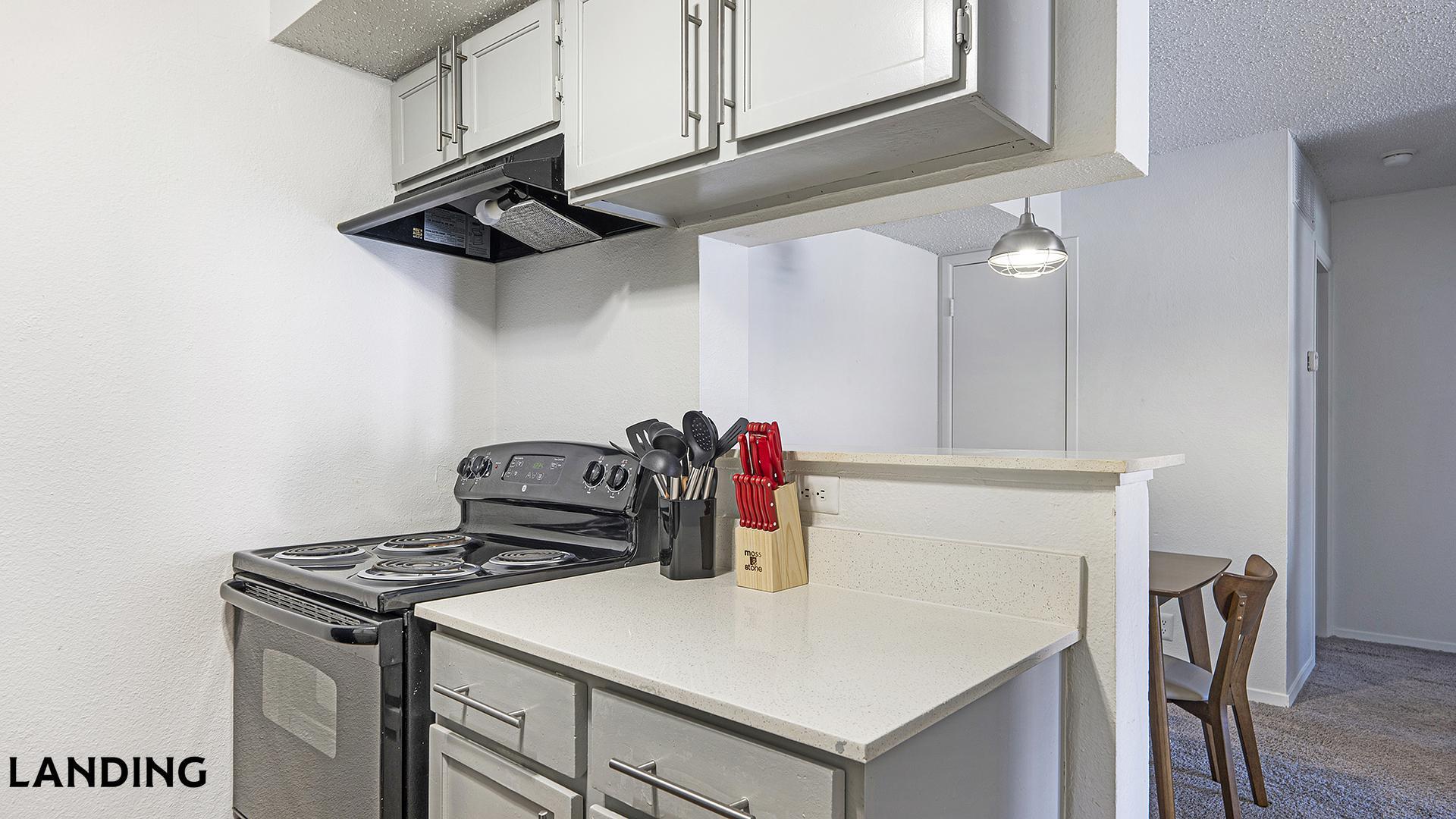 Building Photo - 1071 Clayton Ln