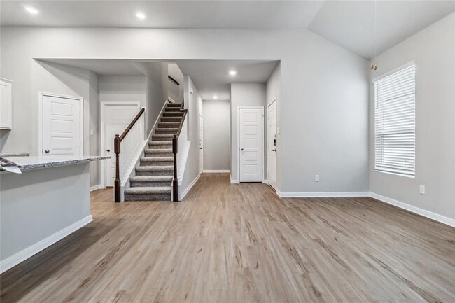 Building Photo - 428 Cross Barn Blvd