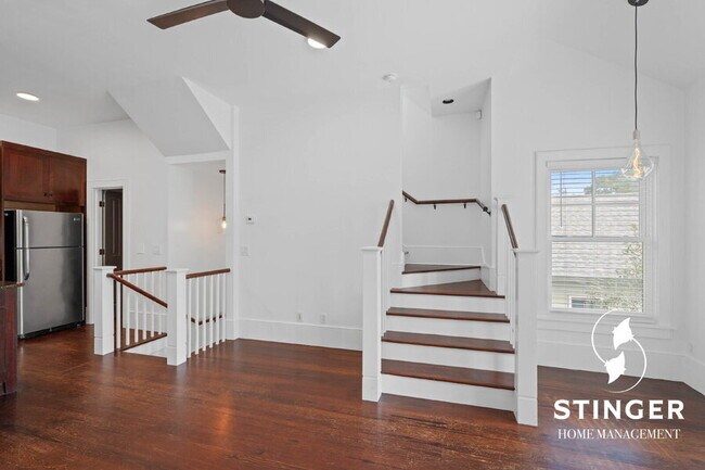 Building Photo - 1616 Paris Ave W