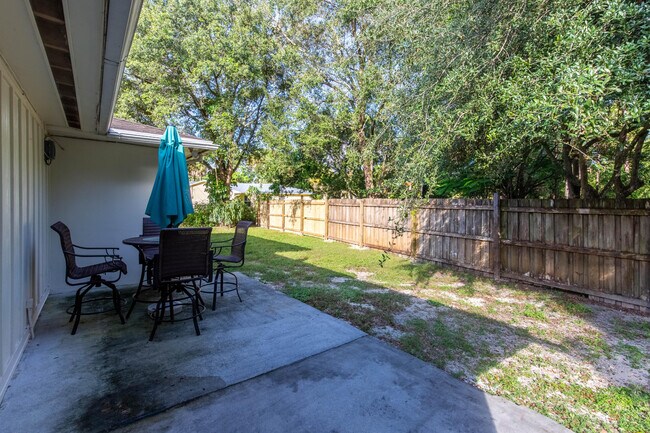 Building Photo - 13529 E Citrus Dr