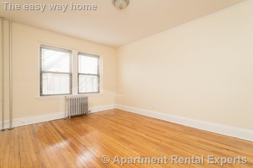 Building Photo - 123 Highland Ave